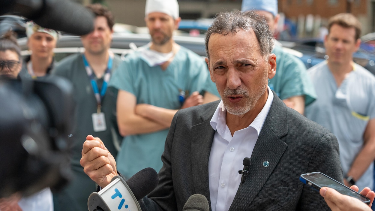 AvecAndreFortin's tweet card. Le président de la Fédération des médecins spécialistes du Québec demande au gouvernement de réunir tous les acteurs pour trouver des solutions.