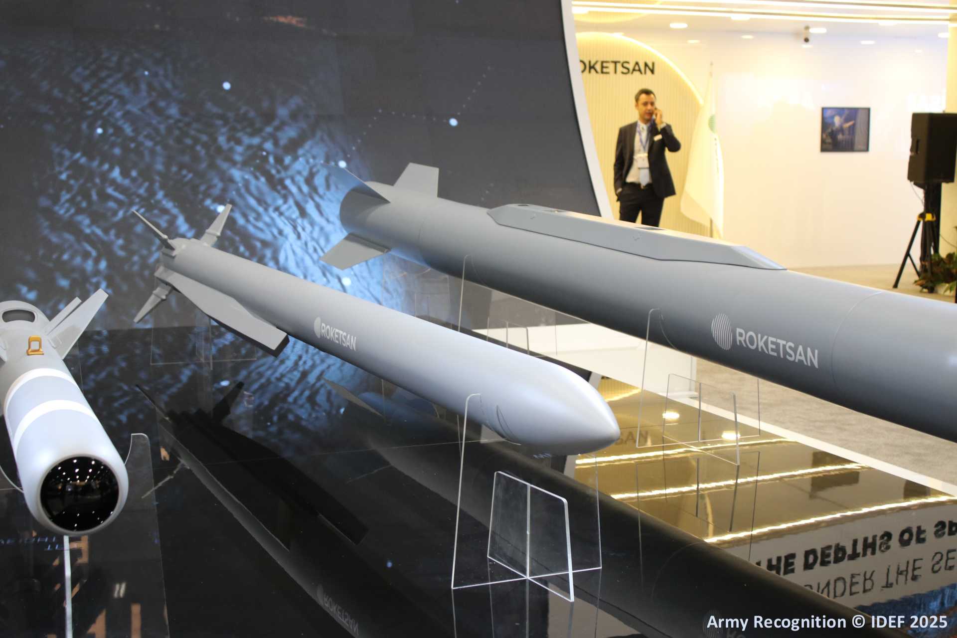 AirRecognition's tweet card. IDEF 2025: Roketsan expands Türkiye’s stealth fighter lethality with first ramjet air-to-air...