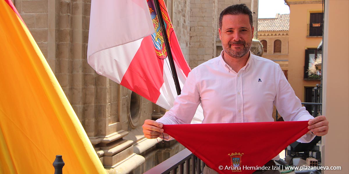 alextoquero's tweet card. El alcalde de Tudela, Alejandro Toquero, repasa el programa festivo de Santa Ana 2025 y opina sobre la situación política y los proyectos municipales