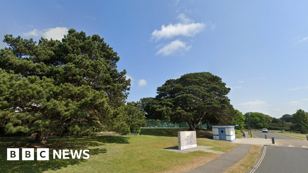 BBCDorset's tweet card. Police were called to Poole Park shortly before 08:30 after a woman's body was found.