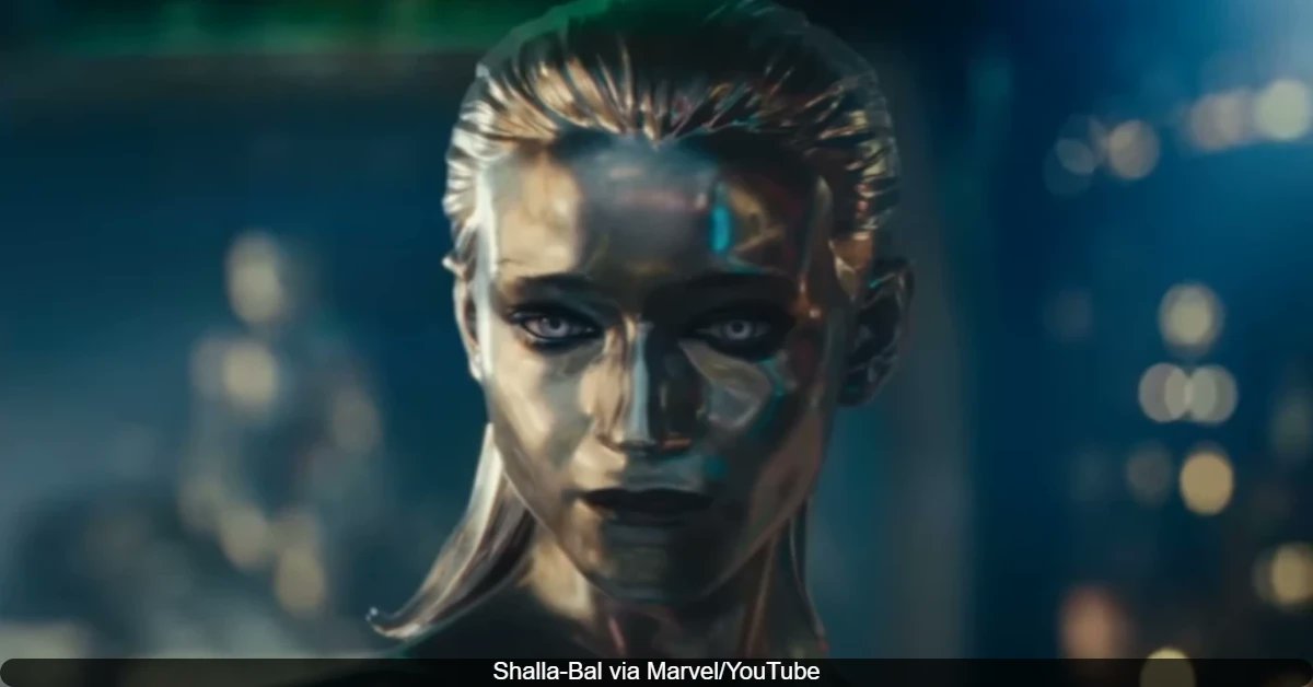 Vvip_Times's tweet card. Julia Garner addresses backlash over her casting as the female Silver Surfer in The Fantastic Four: First Steps, explaining why her version of the character is different.