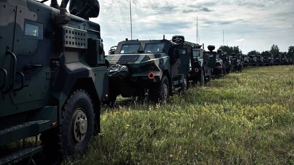 Defence24pl's tweet card. Strategia Bezpieczeństwa Narodowego RP coraz bliżej wejścia w życie. To nie jedyna istotna decyzja podjęta dziś przez Radę Ministrów. Polska zostanie zaangażowana w unijny instrument finansowania...