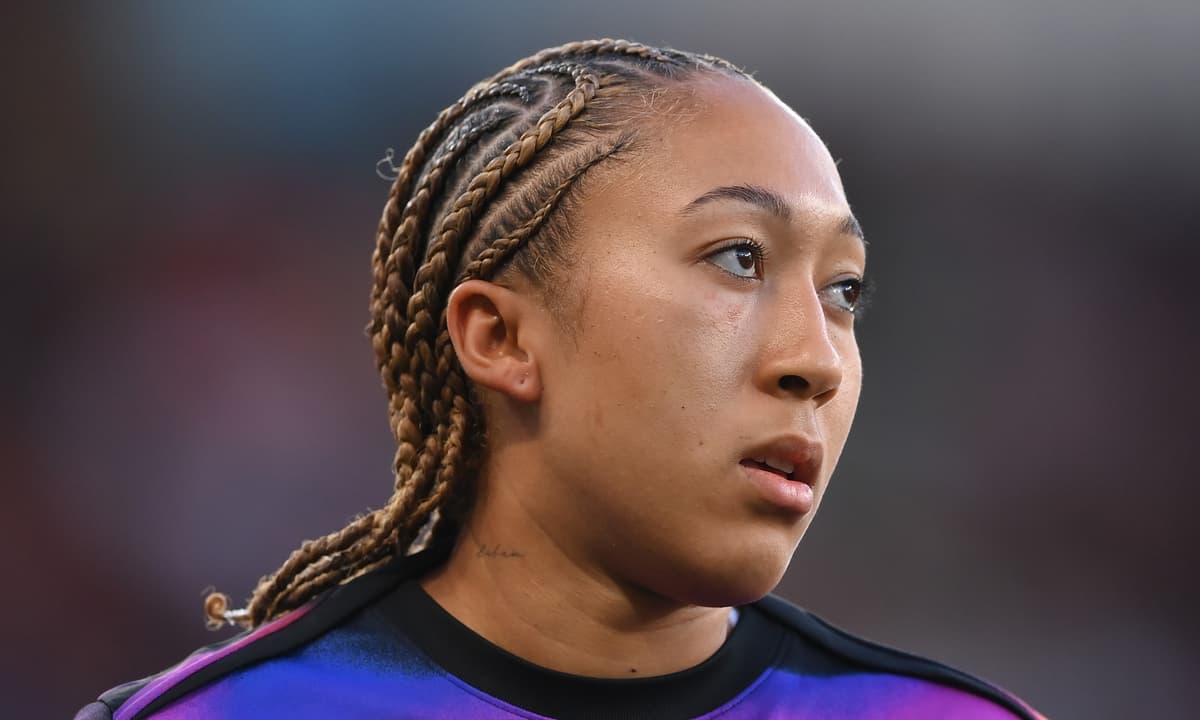 MrDomSmith's tweet card. Lionesses star sustained ankle issue in dramatic semi-final win over Italy