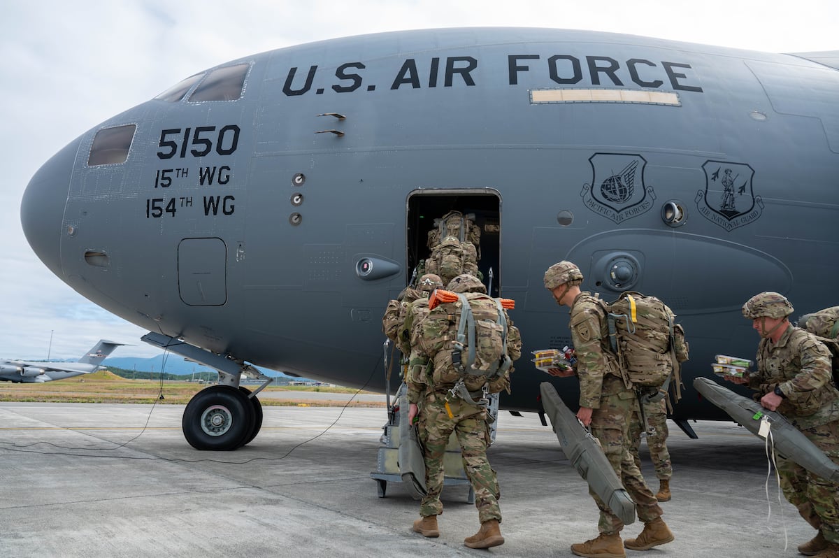 defense_news's tweet card. “We landed right on the X," a commander told Defense News.
