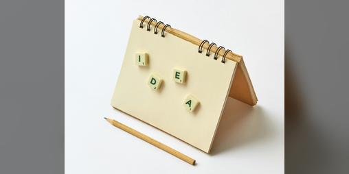 matrix67's tweet card. A figure-it-out-yourself drawing game based on an illustration by Scott Kim. Play in your browser