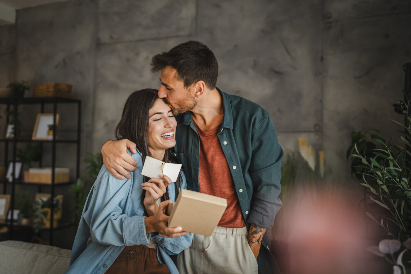 AllProDad's tweet card. It takes intention to learn how to show appreciation to your wife in ways that are meaningful to her. Here are 5 unique ways to try today.
