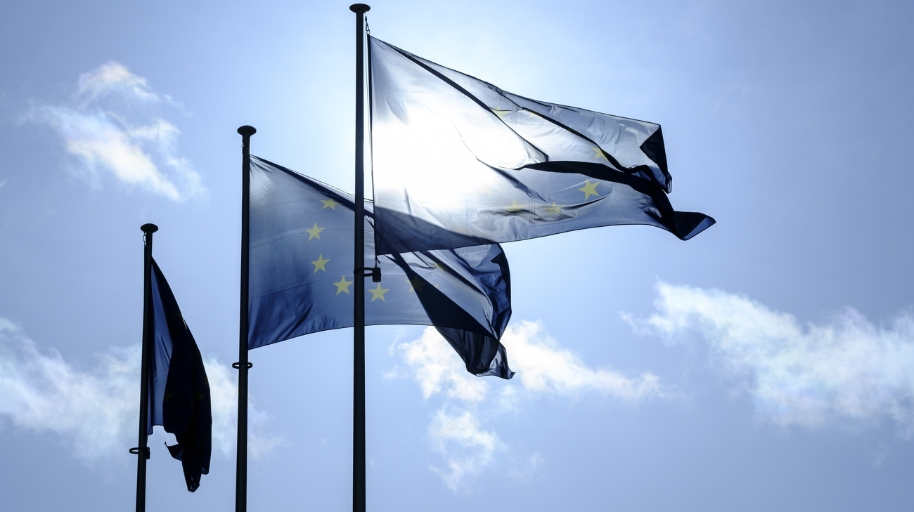 pravda_eng's tweet card. The European Commission has expressed deep concern over the adoption of a law that makes the National Anti-Corruption Bureau of Ukraine (NABU) and the Specialised Anti-Corruption Prosecutor’s Office...