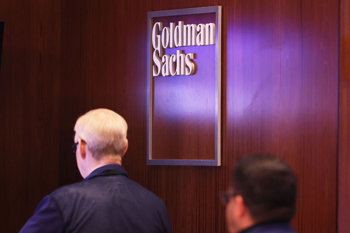 DanielPFlatley's tweet card. Goldman Sachs Group Inc. plans to ask junior bankers to confirm their loyalty on a regular basis in a bid to limit advances from talent-hungry buyout firms.