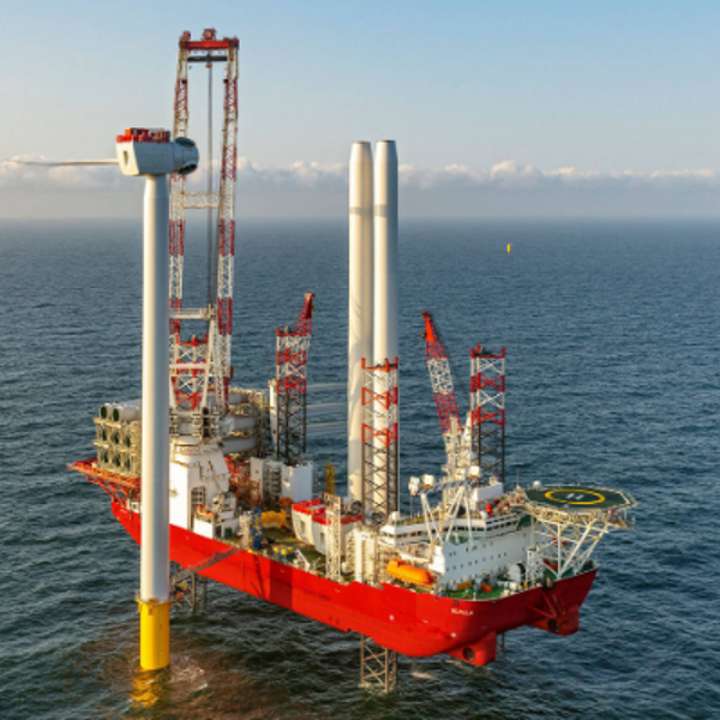 KenAd60's tweet card. A giant offshore wind installation vessel has berthed in a US port for urgent repairs.