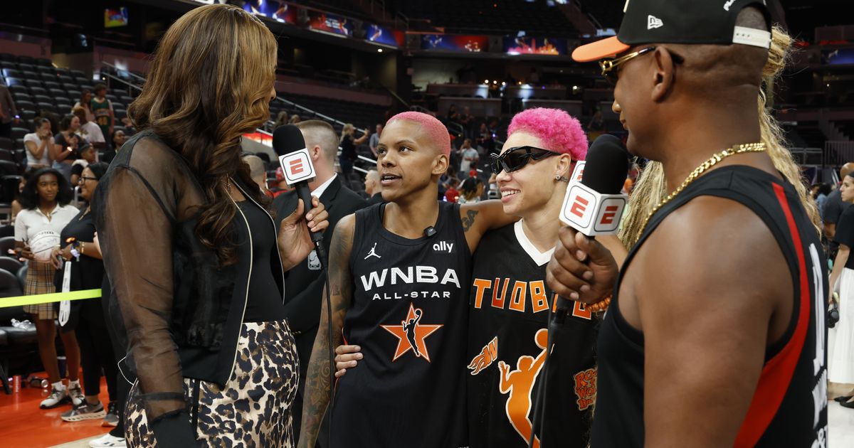 NYMag's tweet card. Courtney Williams and Natisha Hiedeman, the viral, Twitch-streaming Minnesota Lynx duo, break down All-Star Weekend — and how to bag a WNBA player.
