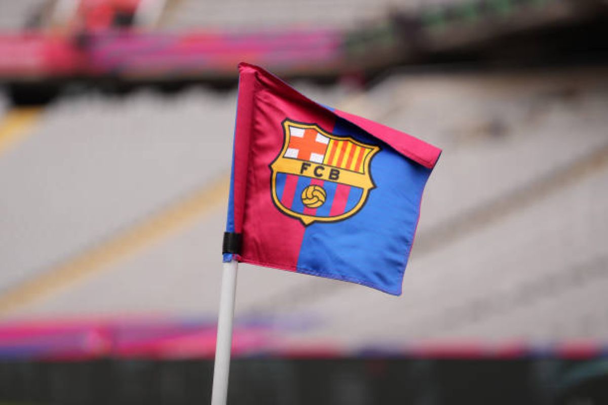 ManagingBarca's tweet card. Barcelona is on the verge of terminating the contract of a key star, with reports indicating that a player’s departure is imminent.