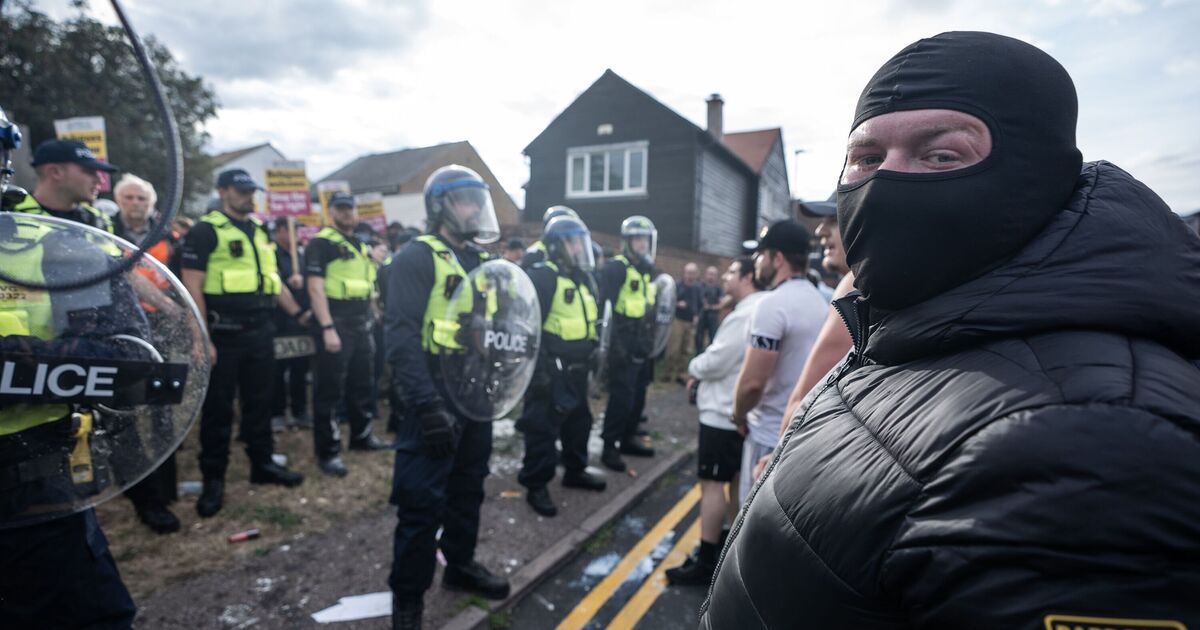 Daily_Express's tweet card. I was at the Epping protest that descended into a riot and there are false claims flying in the aftermath.