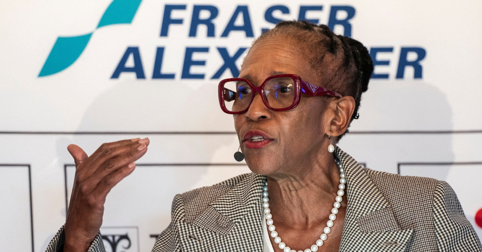 staunovo's tweet card. Impala Platinum's Zimbabwean business is considering reopening a mine mothballed in 1998, an official said on Wednesday, after platinum prices rallied to their highest level in more than a decade.