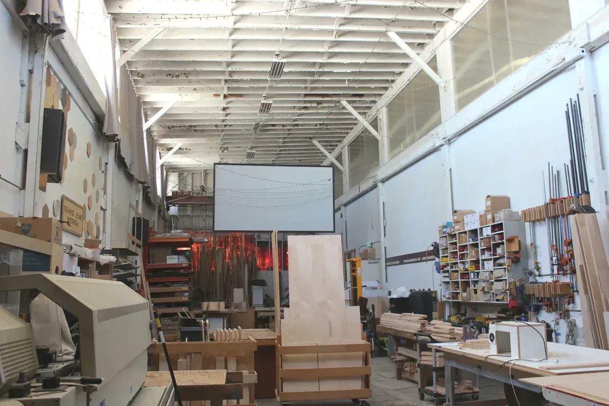 BayAreaCurrent's tweet card. We investigated an unpredictable maintenance charge that’s plaguing local small businesses, and helps explain all those empty storefronts in the Bay.