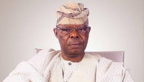veonews_ng's tweet card. Federal High Court in Lagos has struck out the N12.3bn fraud charge filed by EFCC against the Chairman of Honeywell Group, Dr. Oba Otudeko,