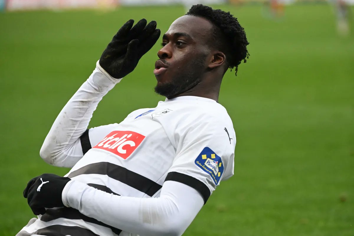 GFFN's tweet card. According to a report from RMC Sport, Nottingham Forest are one of many clubs interested in signing Arnaud Kalimuendo (23) from Rennes this summer. The