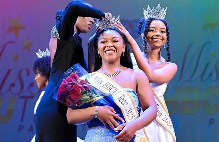 SeattleMedium's tweet card. Moniah Gabriel, a high school student, wins Miss HBCU Teen 2025 pageant, empowering Black students and showcasing the support within the community.