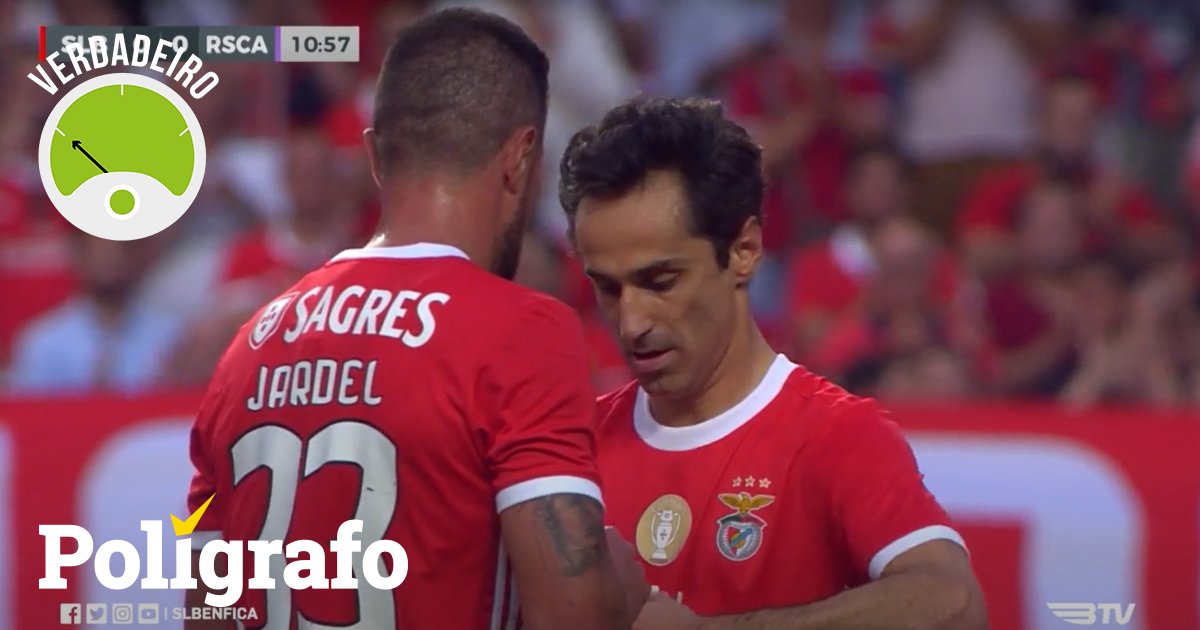 JornalPoligrafo's tweet card. Com a venda de Arthur Cabral e a chegada de reforços, mas de outros países da América Latina, o Benfica não tem, ao dia de hoje, qualquer jogador brasileiro nas suas fileiras. Há quantos anos tal não...
