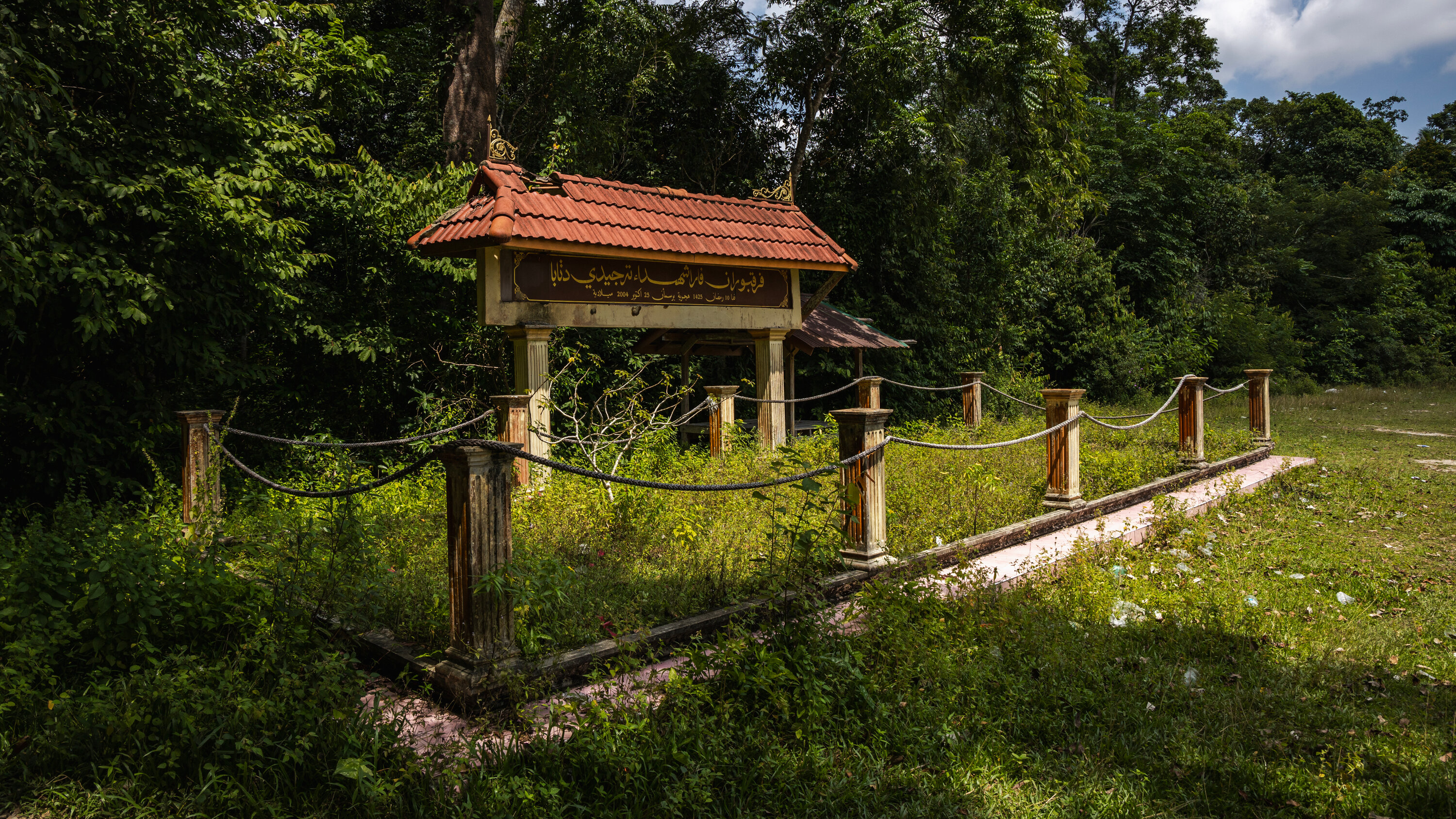 Ryn_writes's tweet card. Twenty years ago, a massacre in southern Thailand fueled an insurgency that has never stopped. If no one is prosecuted for it by Friday, no one ever will be.