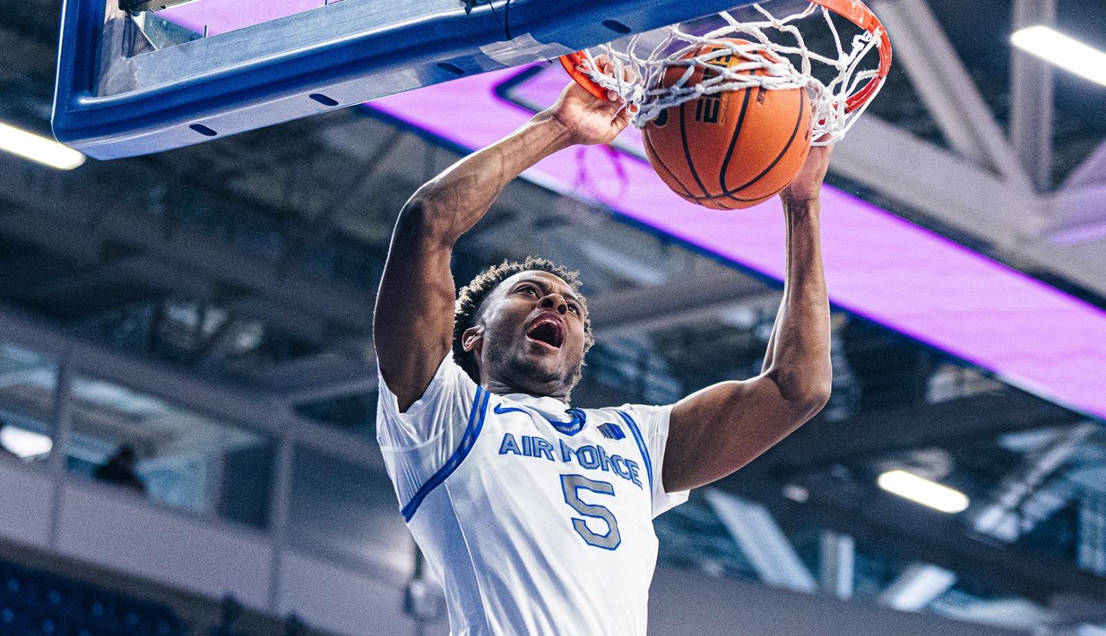 AF_MBB's tweet card. USAF ACADEMY, Colo. - Air Force men's basketball announced its team award winners for the 2024-25 season. Senior Ethan Taylor earned the Bob Beckel Most Valu...