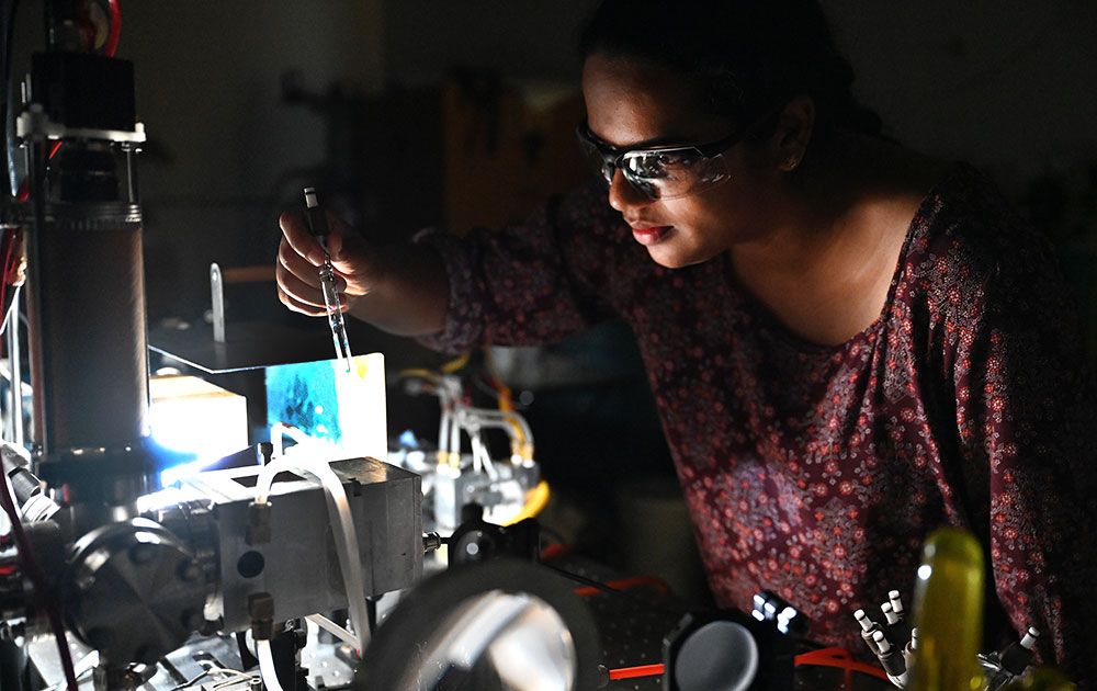 BrookhavenLab's tweet card. Study shows how light and a previously unknown form of certain nickel-based catalysts together unlock and preserve reactivity.