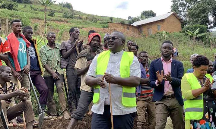 Vok895's tweet card. Dozens of farmers have begun cultivating the restored Nyombe Wetland in Kabale District, after the government failed to fulfill its promise of providing them with alternative livelihood opportuniti…