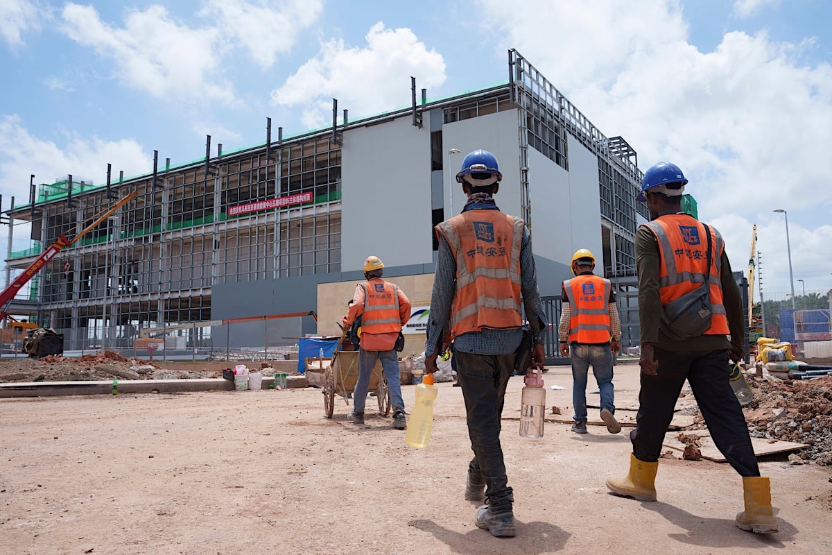 DialogueEarth_'s tweet card. A wave of AI server farms is turning Malaysia into Southeast Asia’s digital epicentre, but their high energy use could derail the country’s climate goals
