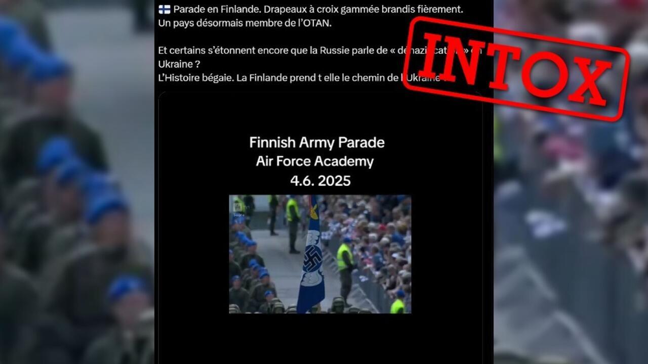 InfoIntoxF24's tweet card. Les forces armées finlandaises seraient “nazies”, affirment des comptes pro-russes. Ils partagent une vidéo d’un défilé où des soldats finlandais arborent un drapeau orné d’une croix gammée. Si la...