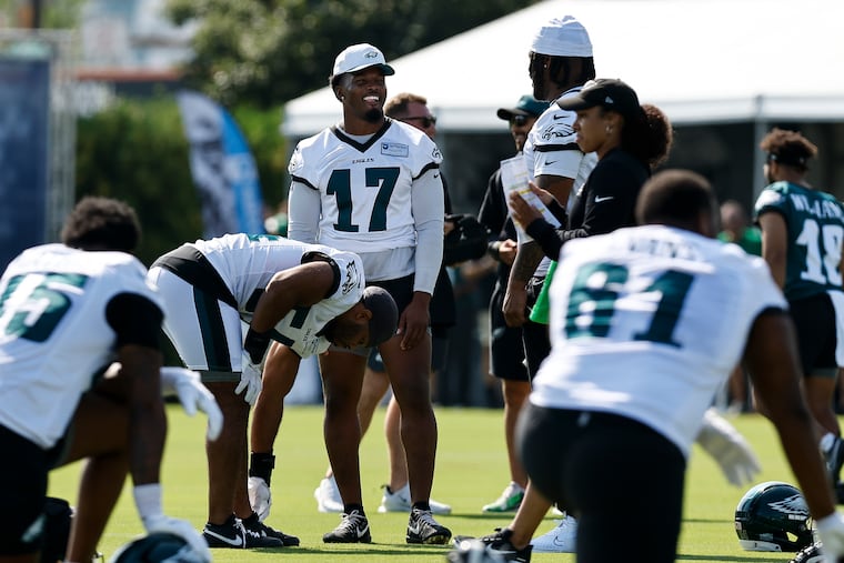 Jeff_Neiburg's tweet card. Campbell, the Eagles' top draft pick, has already impressed All-Pro linebacker Zack Baun while Dean remains sidelined.