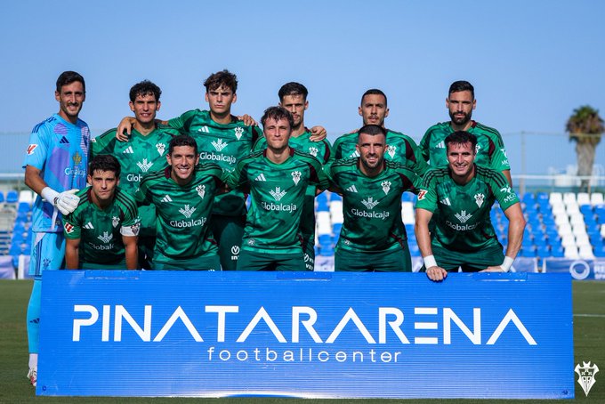 RadioMarcaAB's tweet card. Los números del Alba en los dos primeros partidos de pretemporada