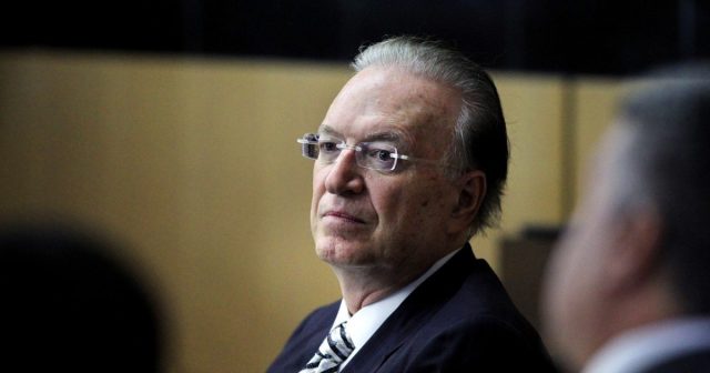 8NEWS's tweet card. The criminal defense attorney who defended notable clients, including disgraced financier Jeffrey Epstein, died Monday at 80 years old, his law firm confirmed. 