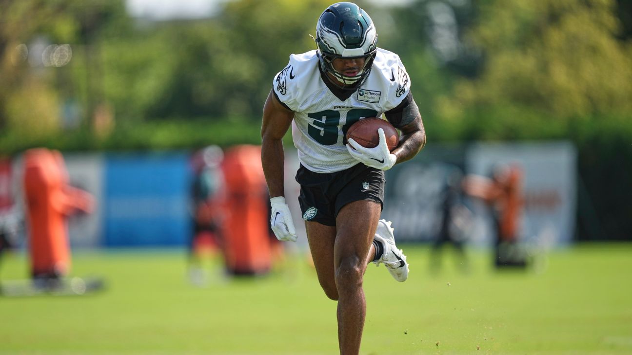 6abc's tweet card. Follow our daily updates from Eagles training camp, including intel on the QBs, tight position battles and potential breakouts.