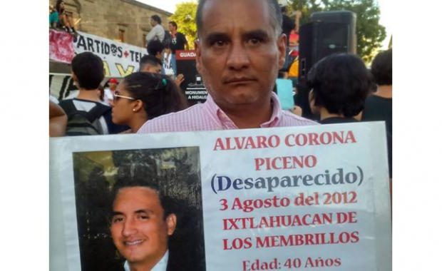 ZonaDocs's tweet card. #HastaEncotrarles El reciente asesinato de la buscadora, Teresa González, integrante del colectivo Luz de Esperanza, trajo el recuerdo de que un hecho así, lamentablemente, ya había ocurrido en 2017,...