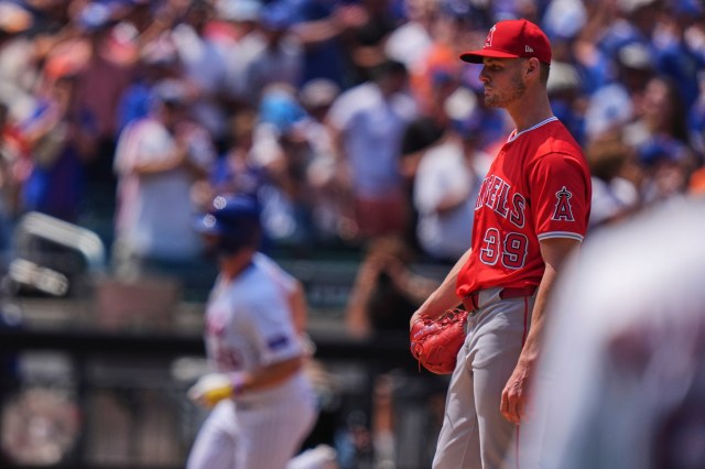 JeffFletcherOCR's tweet card. Left-hander Jake Eder gives up four runs in the third inning, which is too much for the Angels to overcome in a 6-3 loss to the Mets.