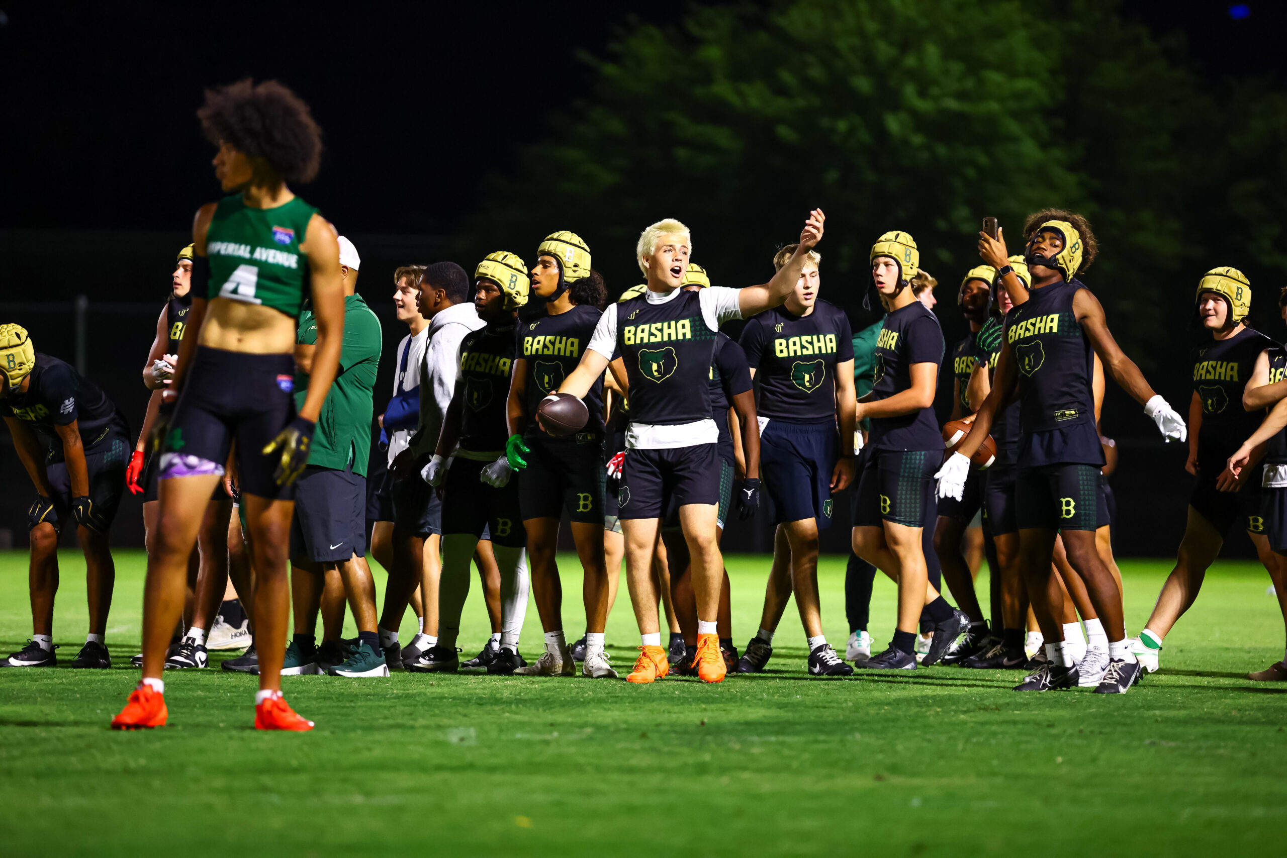 ZachAlvira's tweet card. The team at Arizona Varsity weighed in on who they believe are the favorites, contenders and dark horses for the 2025 HS football season.