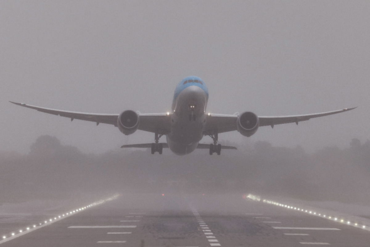 HACAN1's tweet card. The government has been threatened with legal action by campaign group over the major expansion to Luton Airport