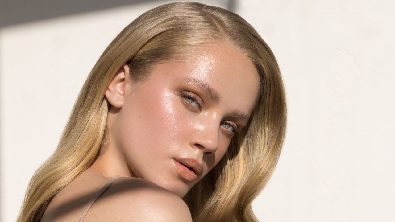 glamourmag's tweet card. Kick dull skin to the curb with these pro tips.