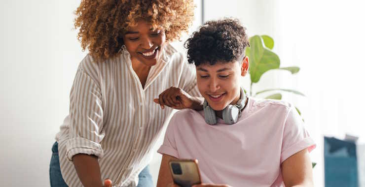 STRYDD_ND's tweet card. APA’s new health advisory reveals both promising opportunities and important challenges with AI technology for teens.