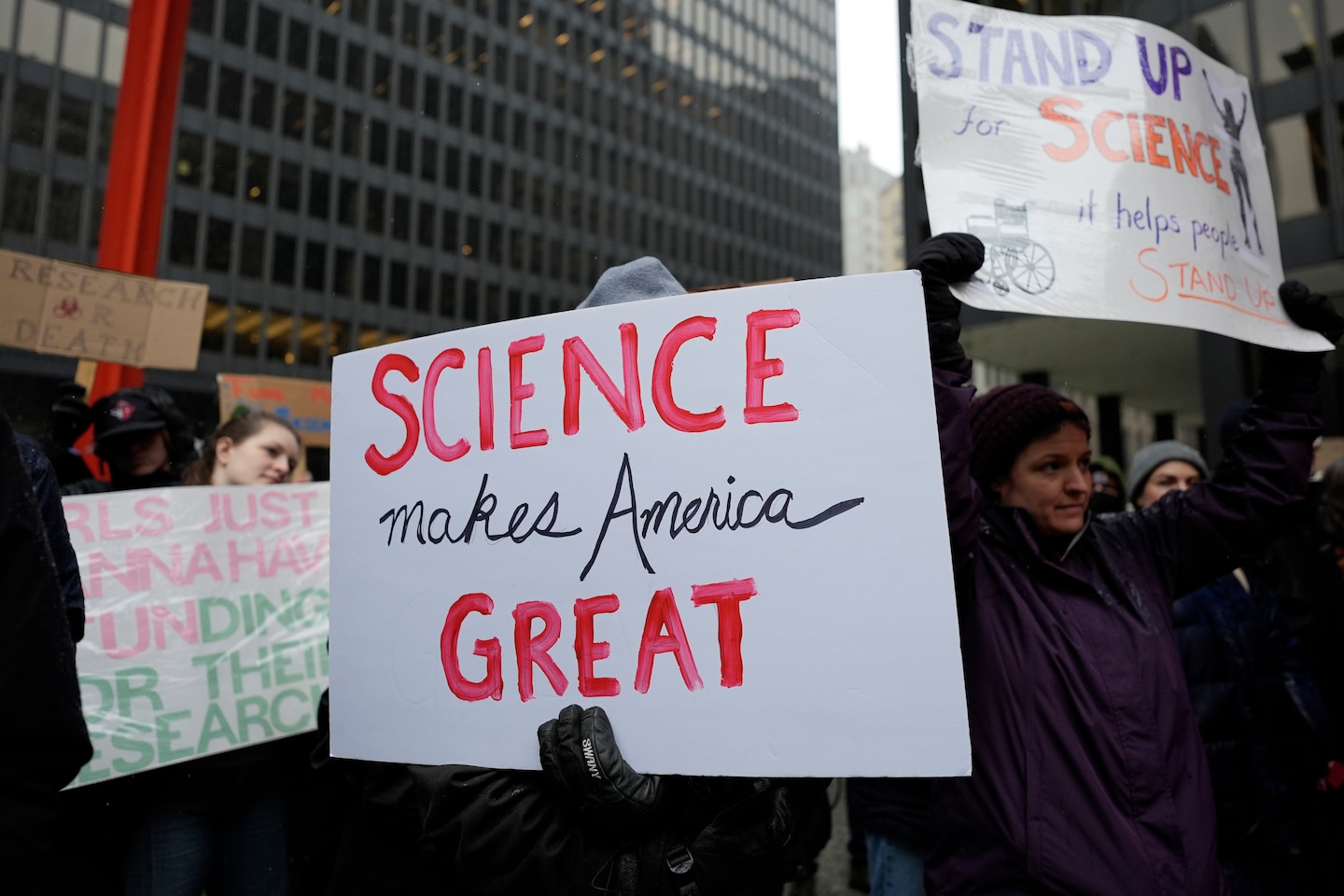 lazowska's tweet card. Science has played a crucial role in making the United States great and powerful.