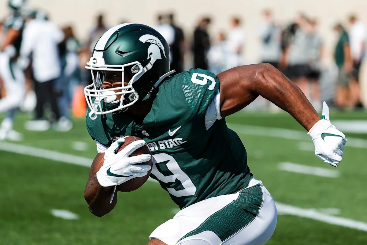 SpartansAlerts's tweet card. Former MSU star RB Kenneth Walker talked about his Michigan State tenure in a recent interview