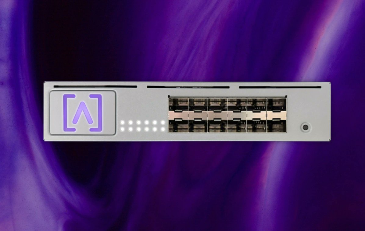 the_interface_'s tweet card. Alta Labs introduces new 12 port fibre distribution switch