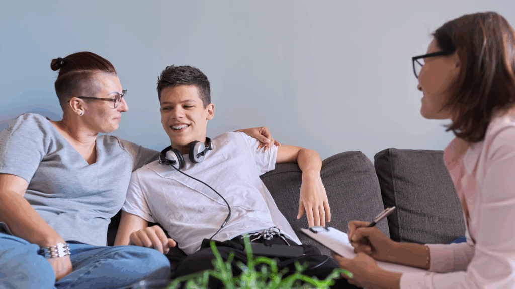 ACAMH_CEO's tweet card. A new study by Scherpbier et al. (2025) explores how therapists support parents in learning and using positive interaction strategies during Parent-Child Interaction Therapy (PCIT). Using 125...