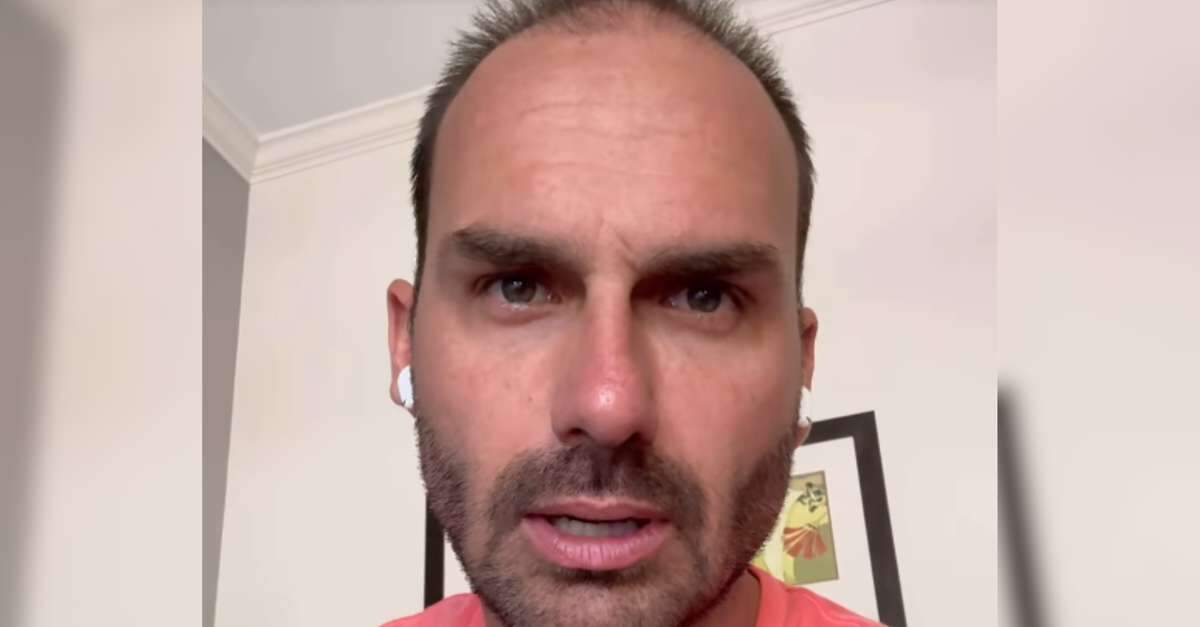 oliberal's tweet card. Eduardo Bolsonaro é investigado por buscar sanções contra o País nos Estados Unidos, em uma tentativa de obstruir o processo penal contra seu pai, réu por golpe de Estado