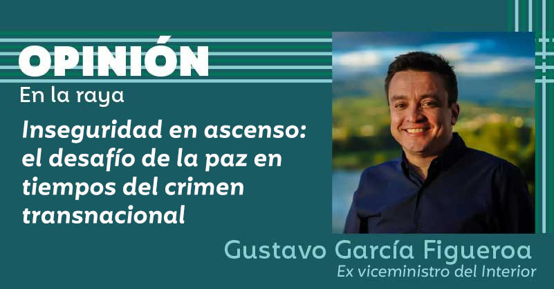 revistaRAYA's tweet card. La crítica coyuntural de seguridad exige nuevas respuestas. Pretender resolver los problemas de hoy con las fórmulas del pasado es un error político y estratégico.