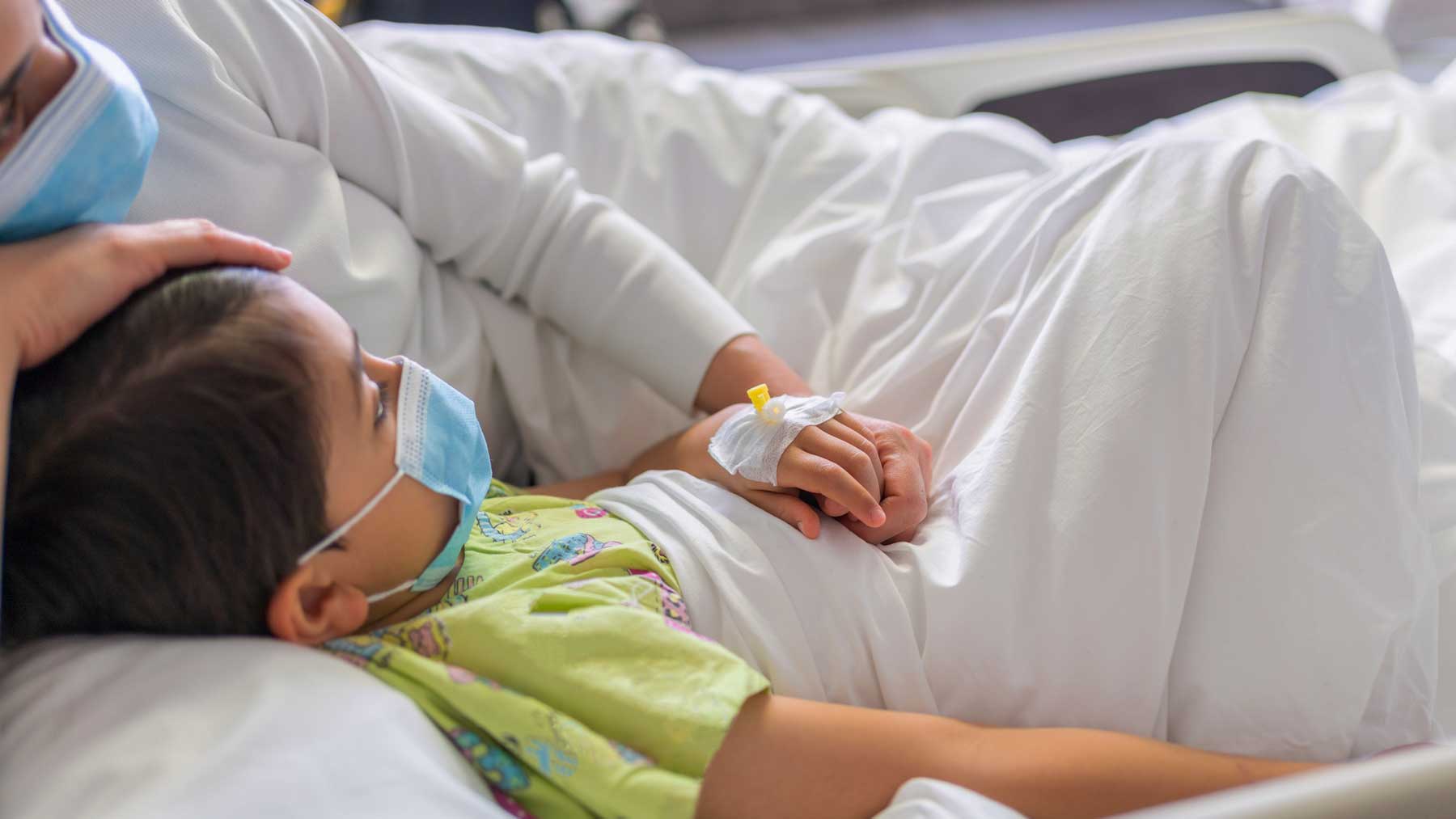 MAndersonUCSF's tweet card. Scientists at UCSF discovered how kids were developing multisystem inflammatory syndrome in children (MIS-C), a mysterious, life-threatening condition following a COVID infection.