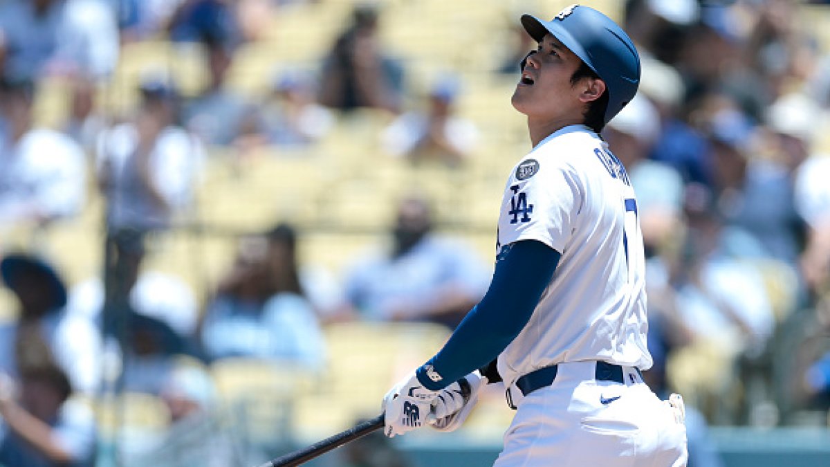 michaeljduarte's tweet card. Shohei Ohtani homered for the fifth consecutive game on Wednesday, tying a Los Angeles Dodgers franchise record. Yankees star Aaron Judge was the last player to homer in five consecutive games,...