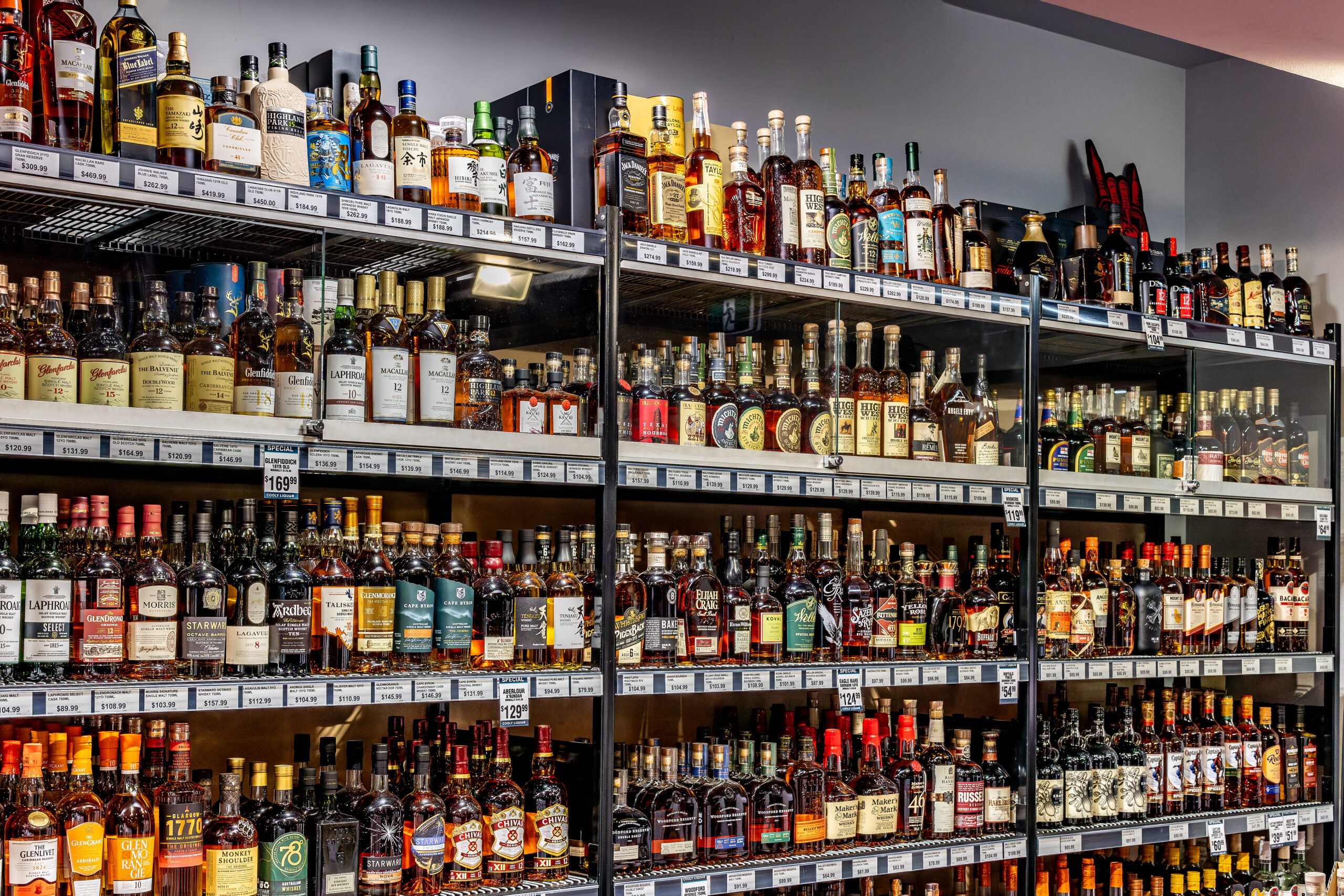 OpenCouncilHRE's tweet card. Liquor licences and their stipulated operating terms