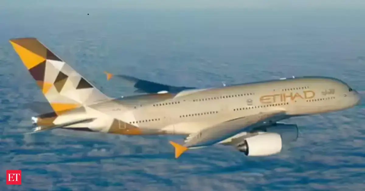 NewtonRel0's tweet card. An Etihad Airways flight from Toronto to Abu Dhabi faced a mid-air diversion. The Airbus A380 returned to Toronto due to an unruly passenger. Authorities reported the passenger was in crisis. The...