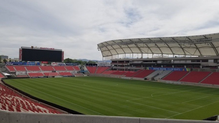 CarlitaS07's tweet card. At the midpoint of the 2025 NWSL season, the Utah Royals sit at the bottom of the standings with a 1–10–2 record. The numbers alone tell a tough story: just one win, 11 goals in 13 games, and...