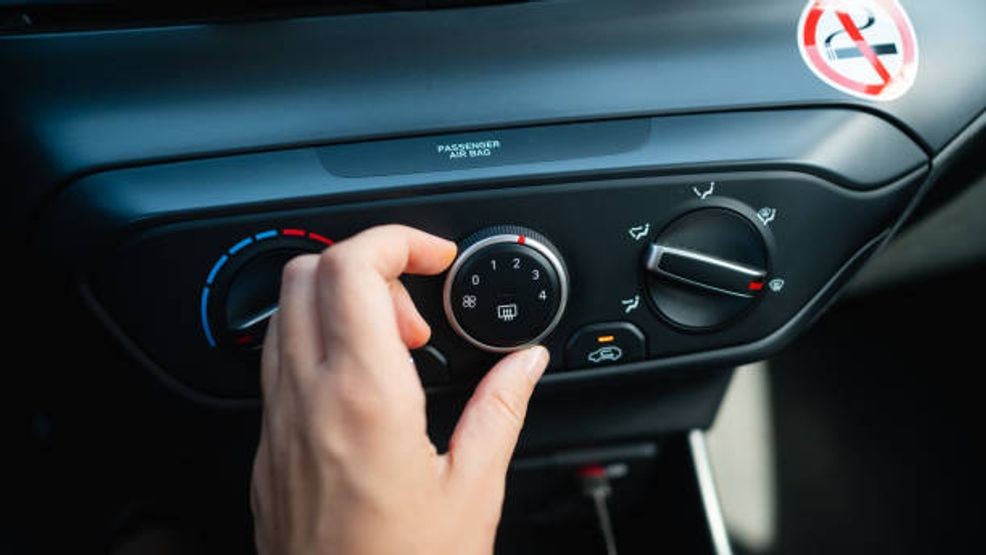 NTVNEWS's tweet card. NEW YORK — As record-breaking heat sweeps across the United States this week, a heartbreaking trend is escalating: more children are dying in hot cars. This sum